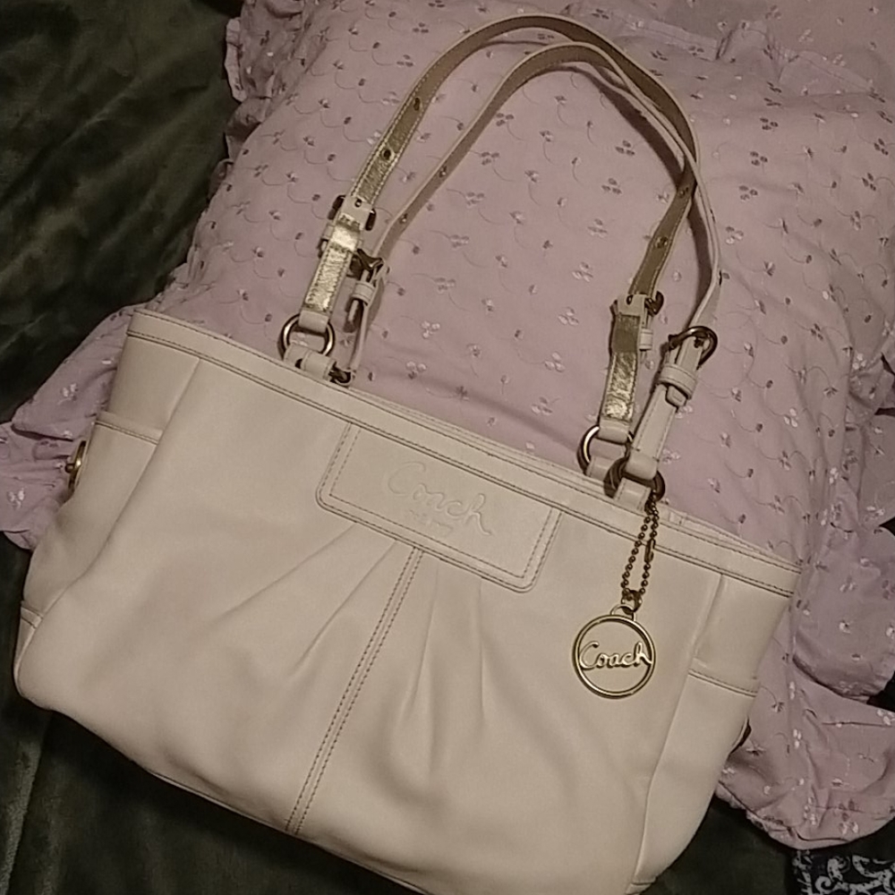 Coach white leather Tote
